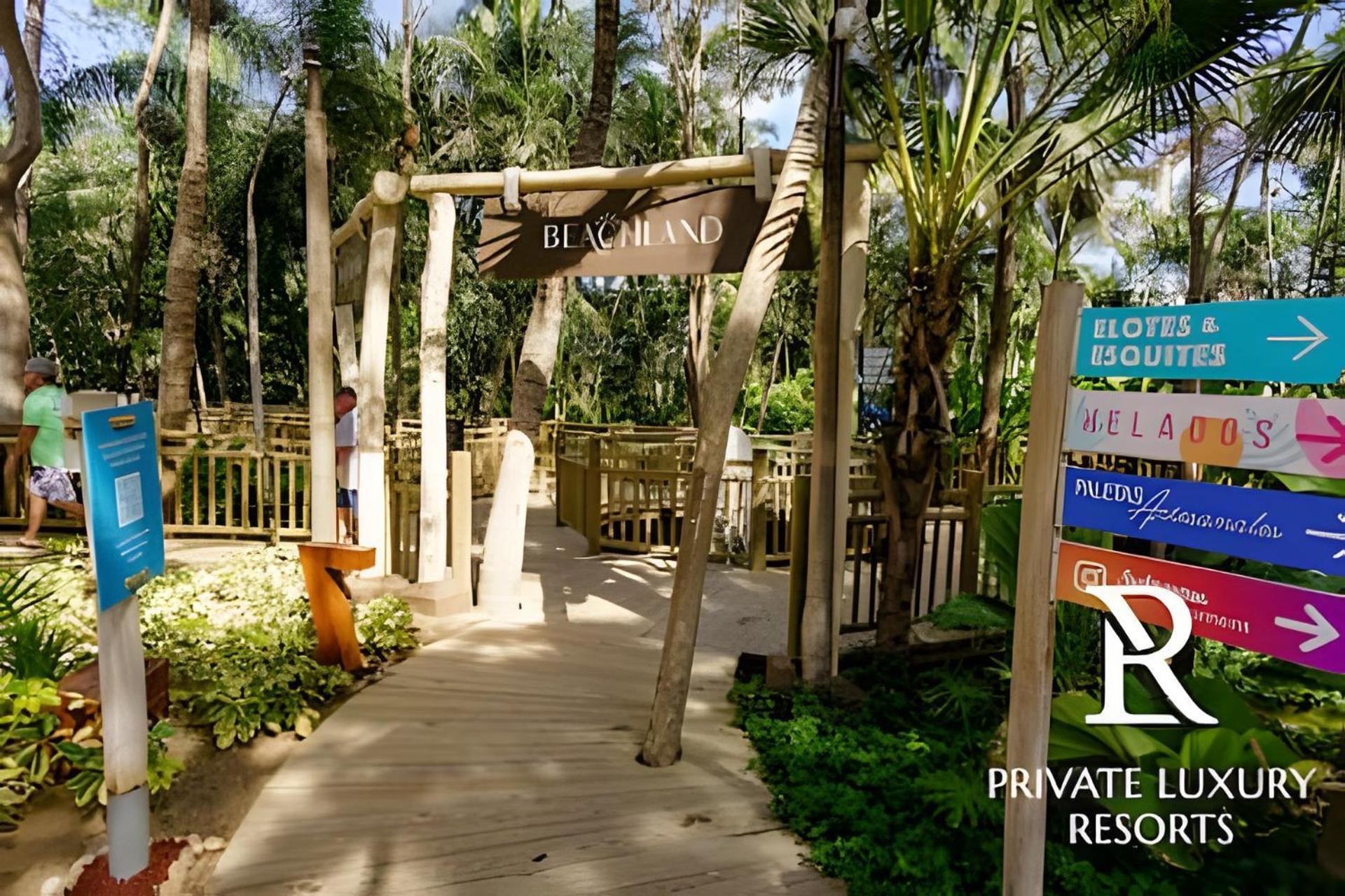 Grand Luxxe Two Bedroom Villa- نويفو فايارتا المظهر الخارجي الصورة