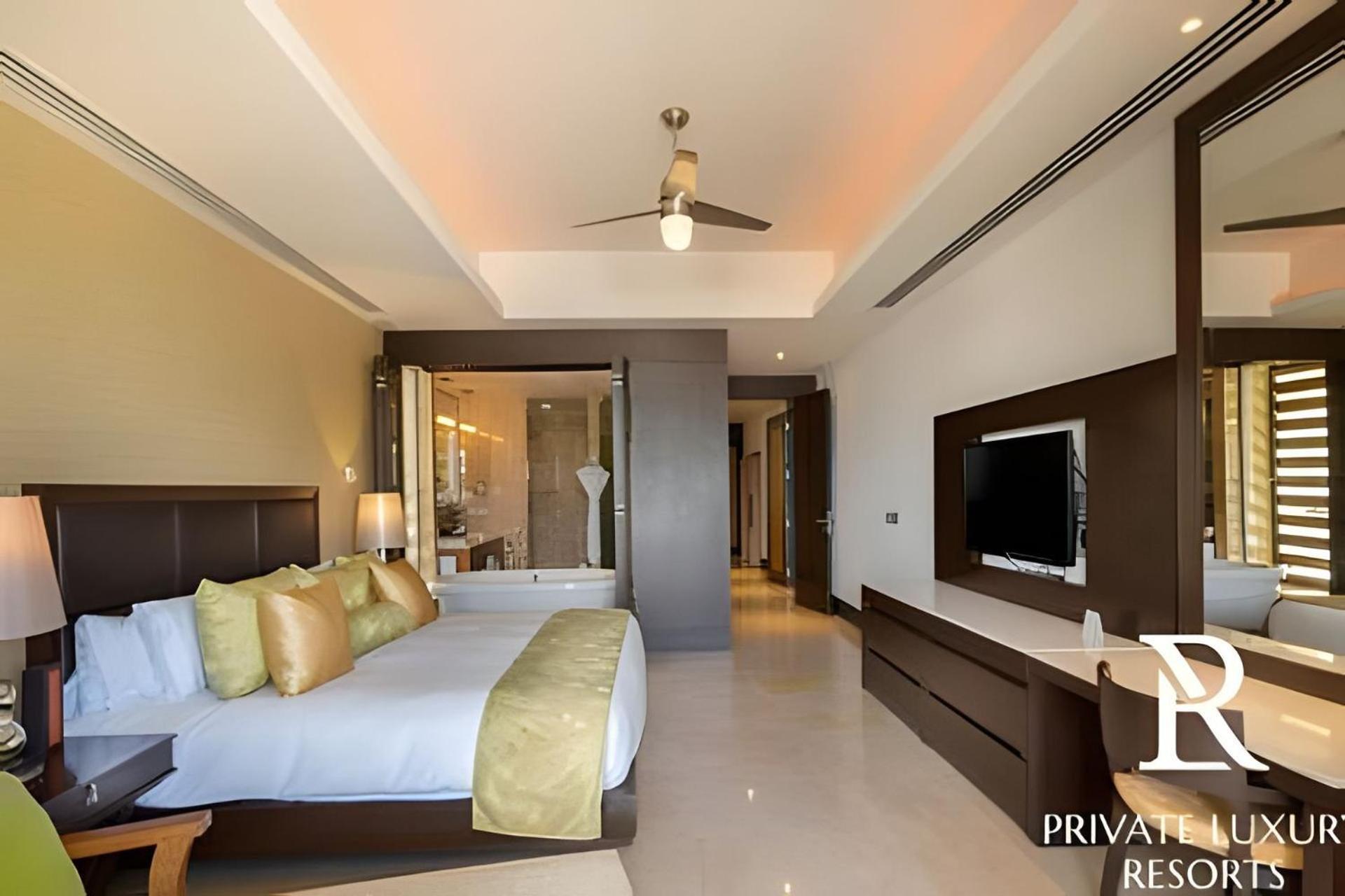 Grand Luxxe Two Bedroom Villa- نويفو فايارتا المظهر الخارجي الصورة